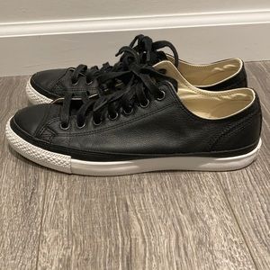 Conversed Chuck Taylor low